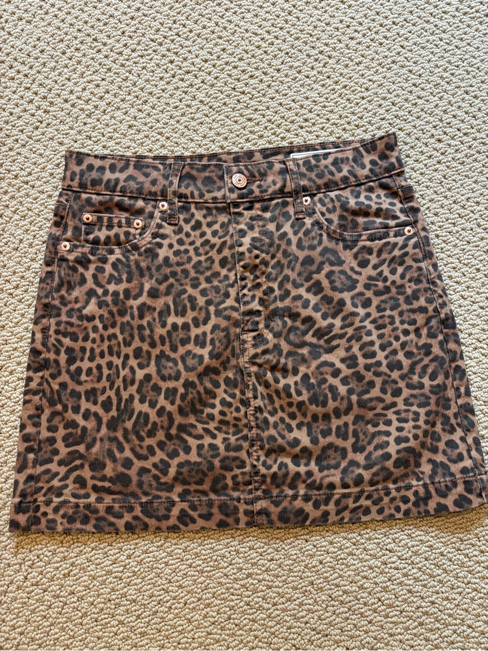 GAP Leopard Print Mini Skirt